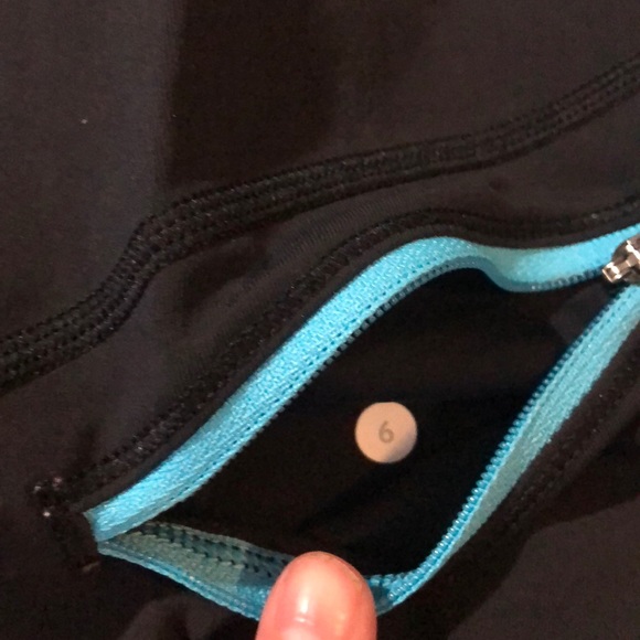 Lululemon Top Speed Crop Capri Nulu material Sz 6 - Picture 3 of 5